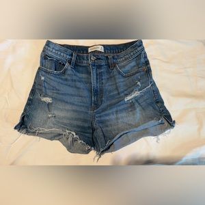 Size 30 Abercrombie High rise mom shorts